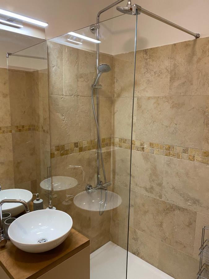Bitcoin And Ethereum Deluxe Apartments バール エクステリア 写真